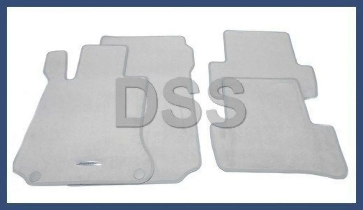 Genuine Floor Cloth C300 Mat New C350 Carpeted C250 Set OEM Set Beige